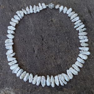 Außergewöhnliches Biwa Perlen Collier Einzelstück Schmuck