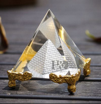 Handgefertigte Kristallglas Pyramide Briefbeschwerer Dekoration Geschenkidee Geschenk